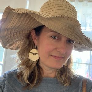 Meet your Posher, Molly